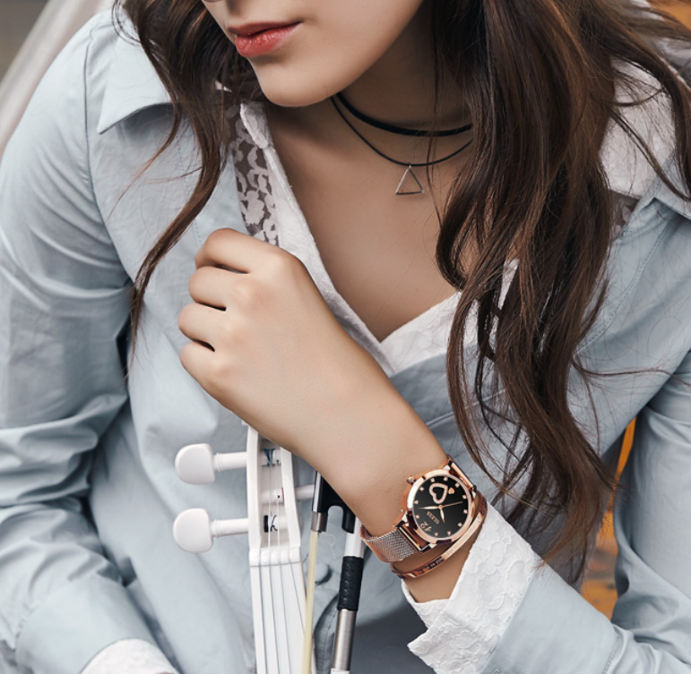 Women Rose Gold Fashionable Quartz Watch